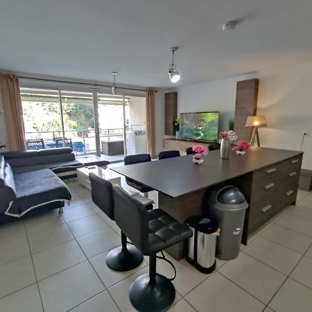 Elegant F3 A La Villa Stencer, Papeete, Calme Climatise Et Spacieux Παπεέτε Εξωτερικό φωτογραφία